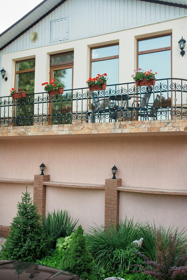 Vip Hotel Izmail Exterior photo
